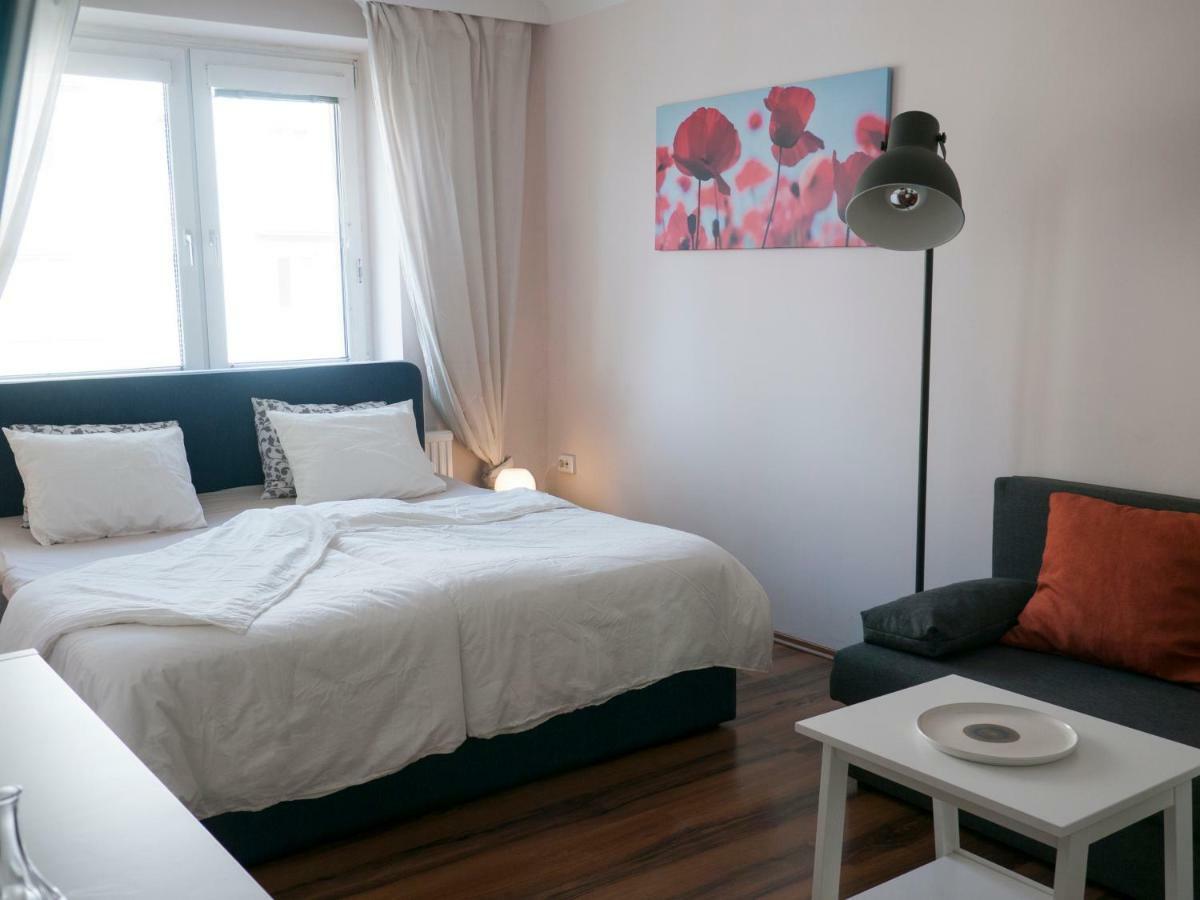 Spacious 2Rooms Central Area Wina Bagian luar foto